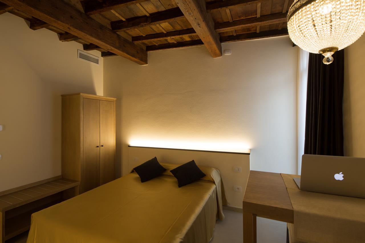Studio 27 Ferrara Luaran gambar